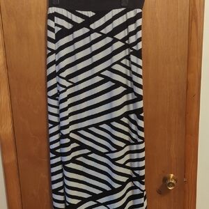 Lavish Black and White Geometric Maxi Skirt
